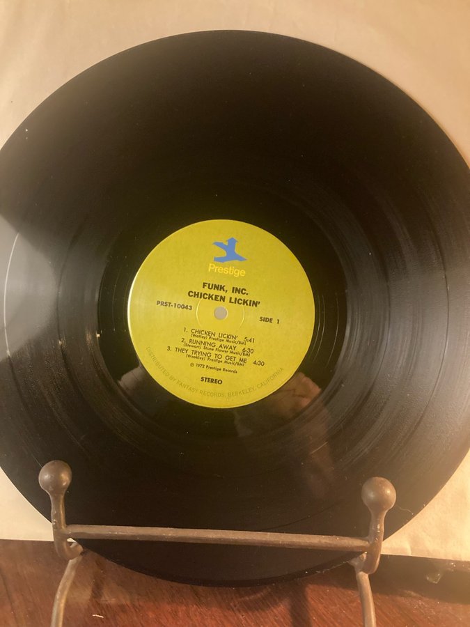 Funk Inc. - Chicken Lickin' LP | Köp från dirtyrecords på Tradera