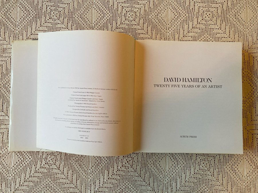Se produkter som liknar David Hamilton - Twenty Five .. på