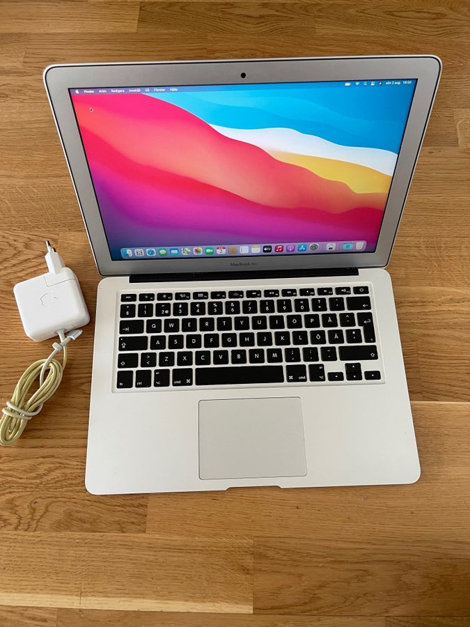 MacBook Air 2014 i5, 4GB 128SSD | Köp på Tradera (753465303)