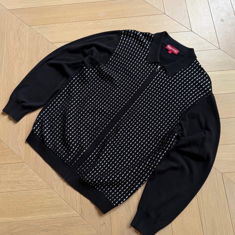 Se produkter som liknar Supreme Dashes Zip Up Knit Po.. på