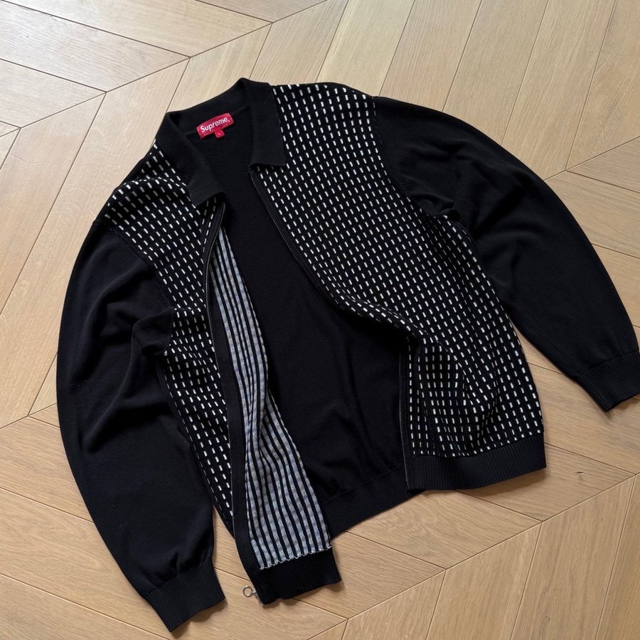 Se produkter som liknar Supreme Dashes Zip Up Knit Po.. på