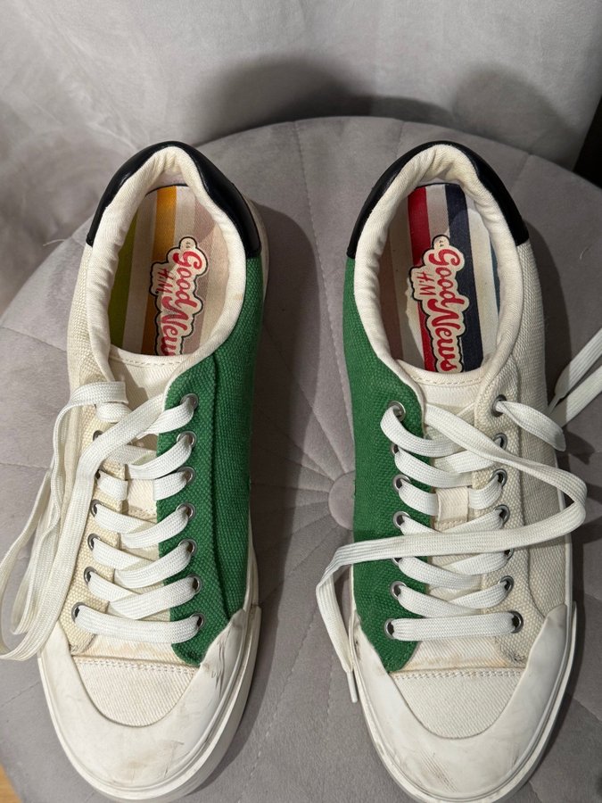 Good News X H&M Sneakers Limited Edition Köp på Tradera