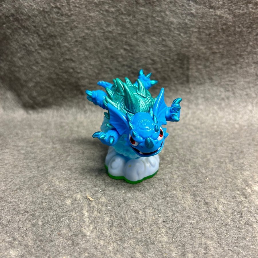 8 EACH Skylanders Spyro's Adventure Fgure Empre Of ce, Warnado