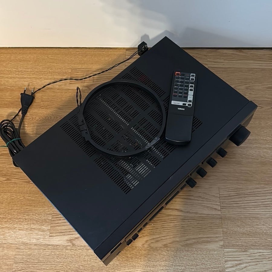 Yamaha RX-385 Stereo Receiver Natural Sound | Köp på Tradera