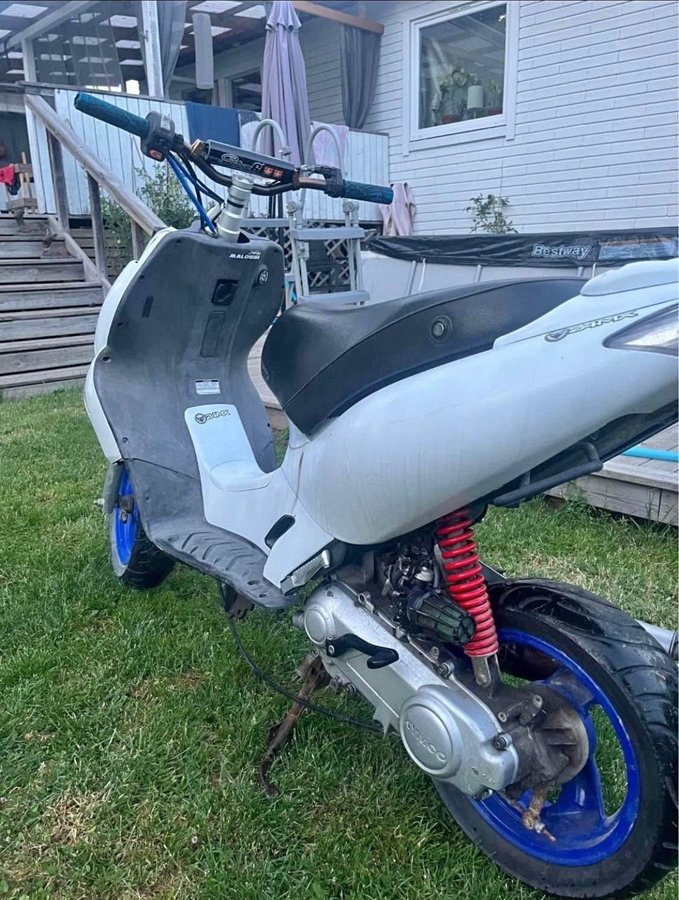 Se produkter som liknar Kymco super på Tradera (685892899)