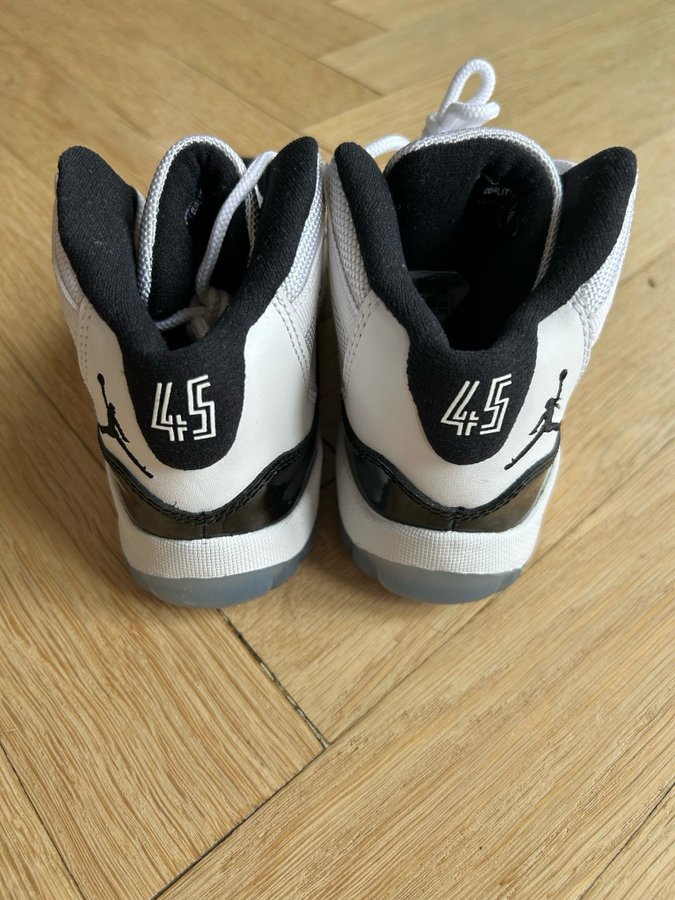 Air Jordan 11 Retro Concord Storlek 29 5 Kop pa Tradera 648073077