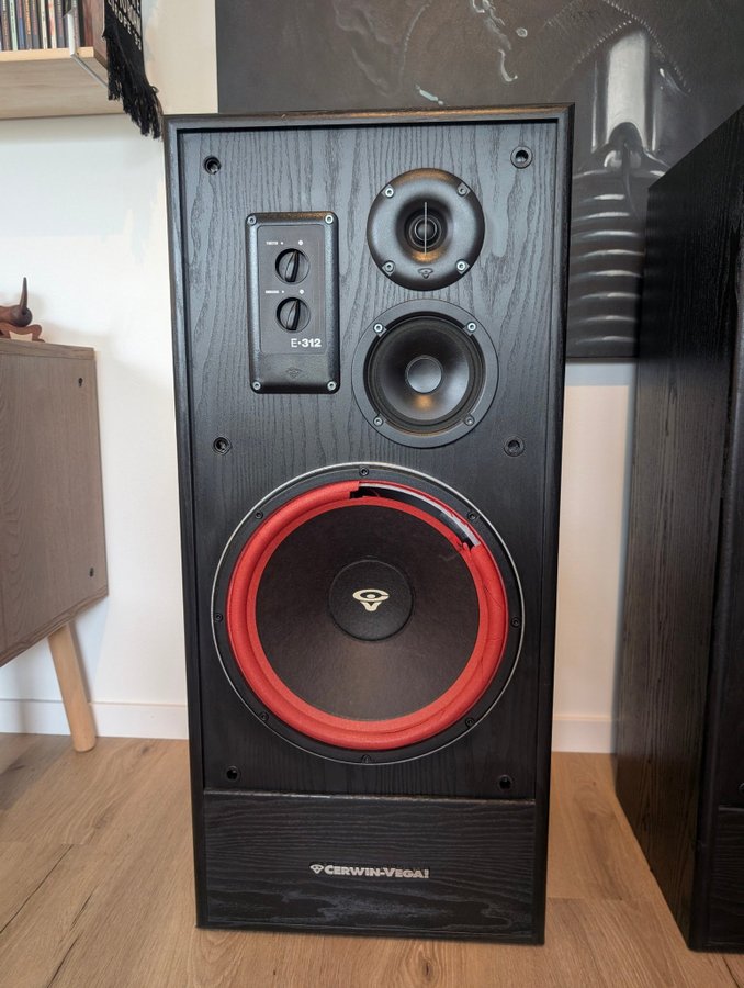 E 312 Cerwin Vega E Series Se Produkter Som Liknar Cerwin Vega EE