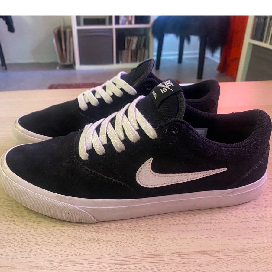 Nike SB Charge Svart Sneakers 42 5 42 skateboarding sneakers