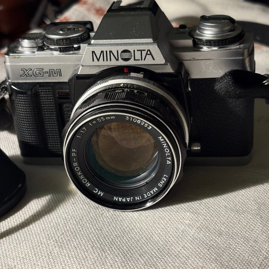 Minolta XG-M + MC Rokkor-PF 55mm 1:1.7 objektiv | Köp på Tradera