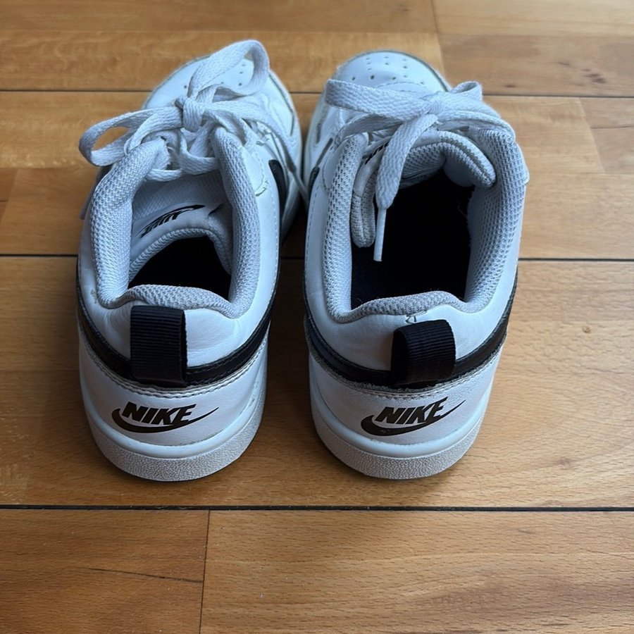 nike court borough low vit