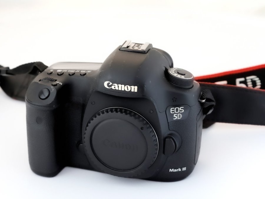 Wi-Fi スマホ転送 ニコン D5300 ショット数 2600回 Nikon Wi-Fi スマホ転送 ニコン D5300 ショット数 2600回 Nikon