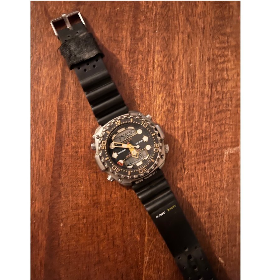 Se produkter som liknar Citizen pro master dykarklock p Tradera