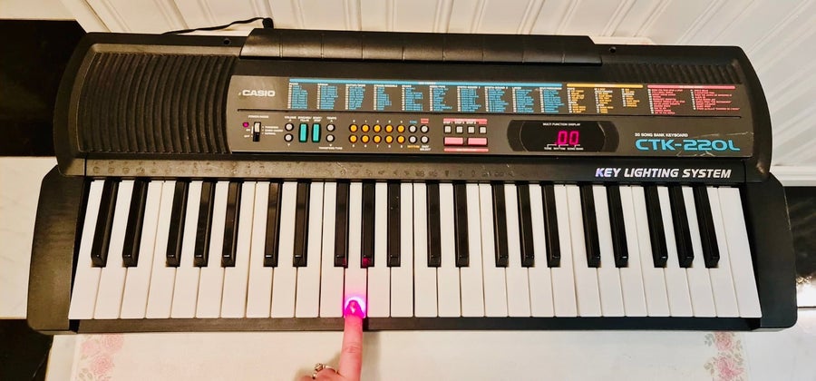 casio ctk 220l