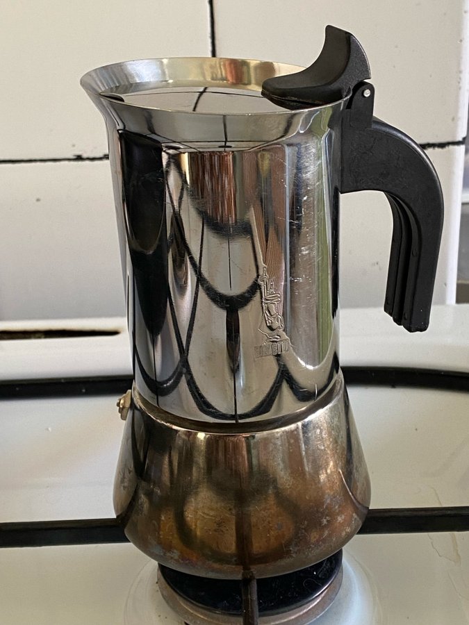 Se produkter som liknar Bialetti kaffebryggare Venus på Tradera
