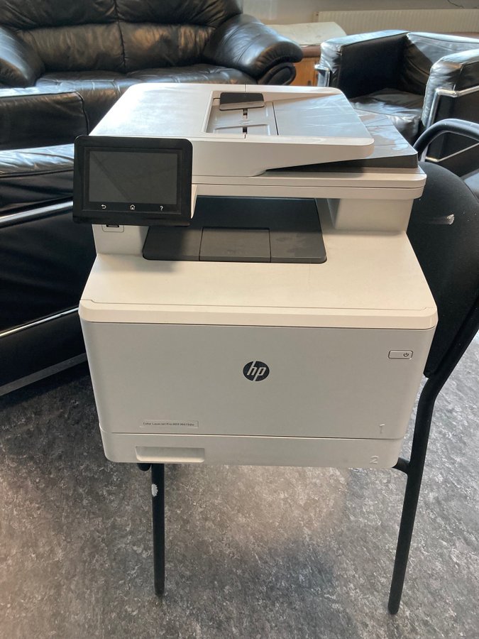 Se produkter som liknar Hp color laserjet PRO MFP M47.. på Tradera ...