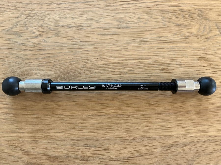 Burley Ballz Thru Axle Rear M12 X 1.0 142 148 Kop pa Tradera 653588234