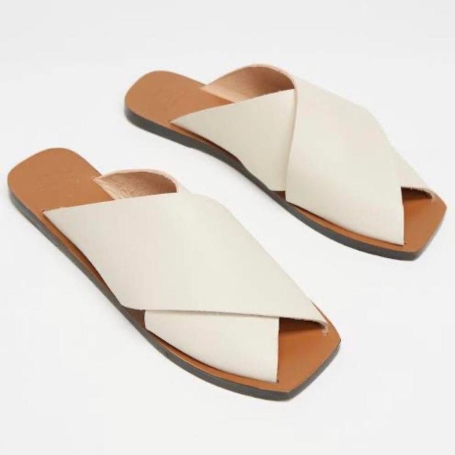 Se produkter som liknar ATP Atelier Alicia sandal, på Tradera