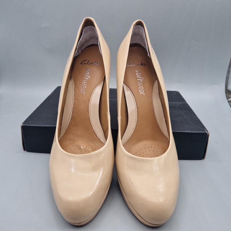 Clarks cheap softwear pumps