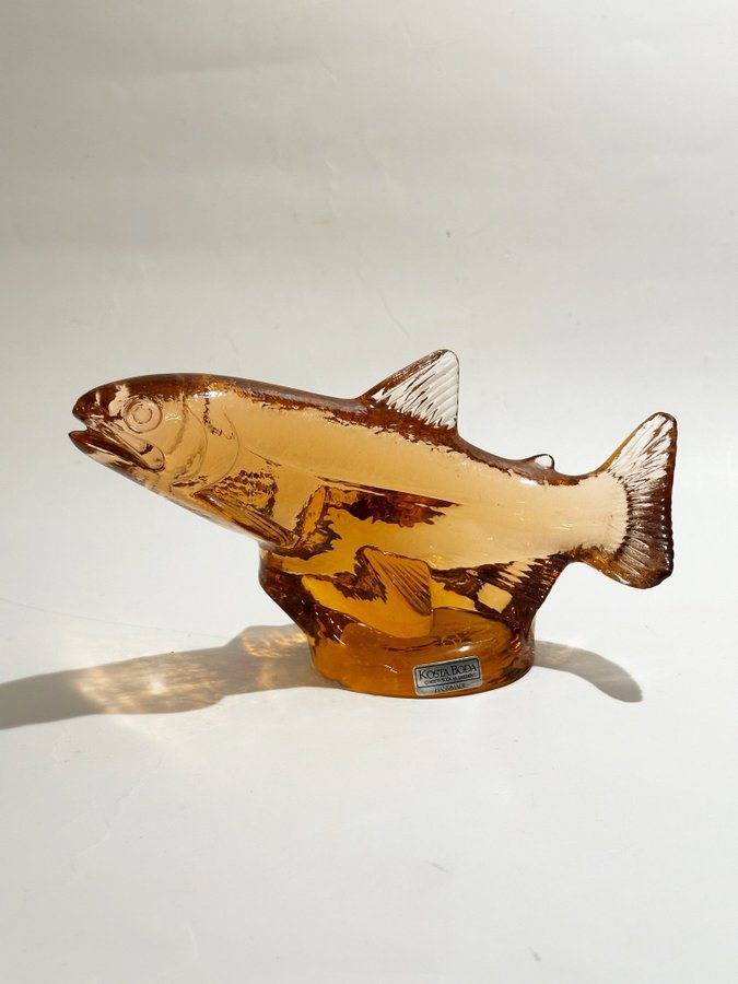 kosta boda　作家Paul hoff Se produkter som liknar PAUL HOFF - Kosta Boda Glas S.. på Tradera