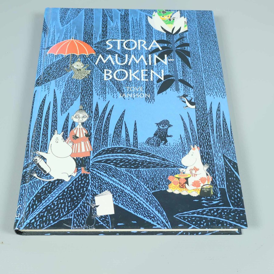 Se produkter som liknar Stora Mumin Boken Tove Jansso.. på Tradera