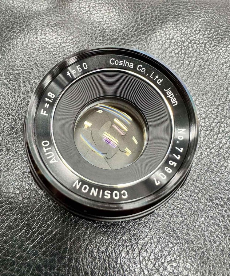 Cosina Cosinon Auto 50mm f1 | Köp från UniqueVintage på
