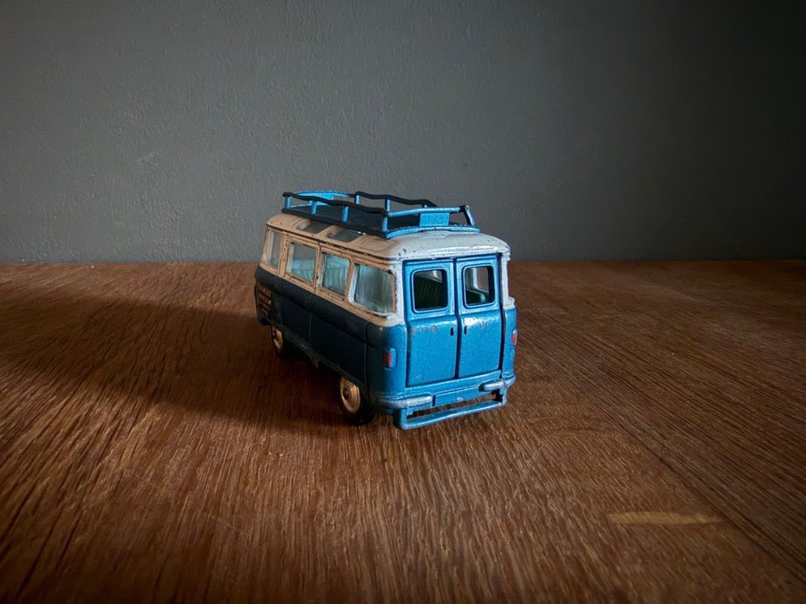 Corgi toys Commer bus 2500 series modellbil | Köp på Tradera