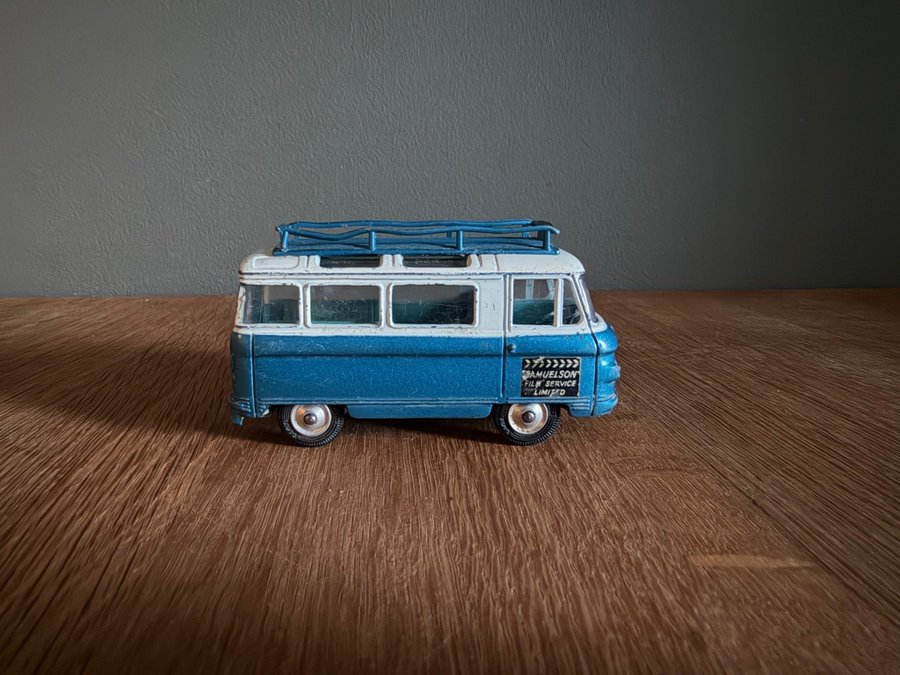 Corgi toys Commer bus 2500 series modellbil | Köp på Tradera