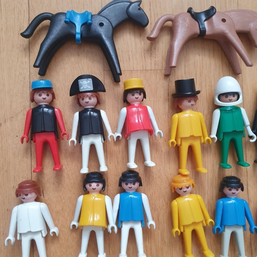 Rare Playmobil Rouge Pastel Vintage 1974 – Personnage Collection