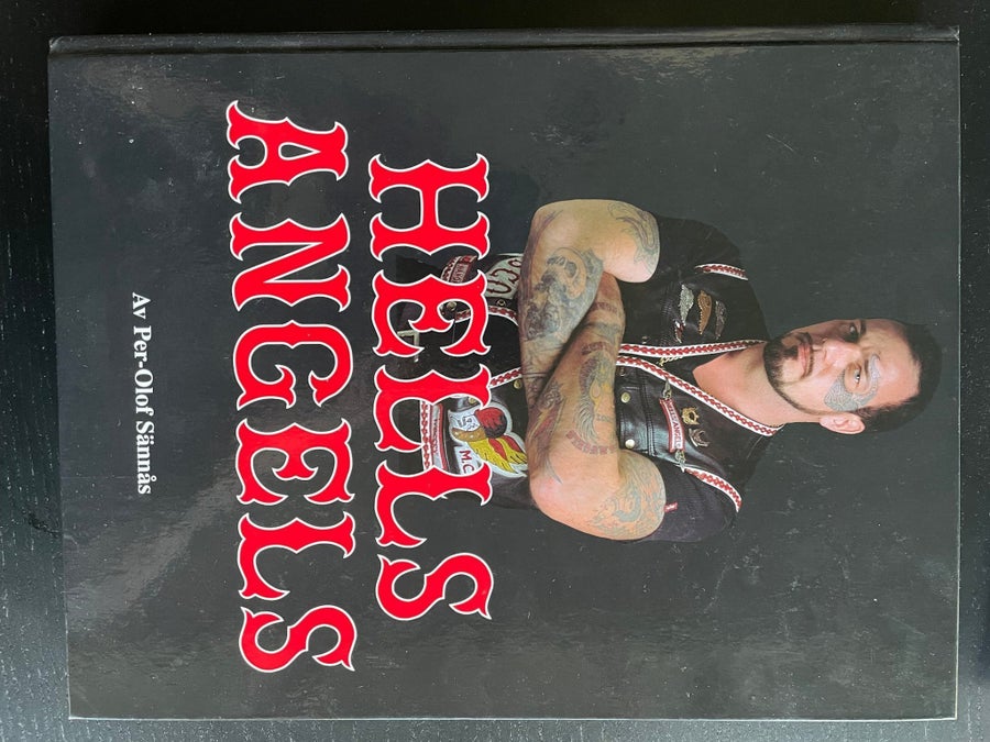 Se produkter som liknar Hells Angels av Per-Olof Sänn.. på Tradera