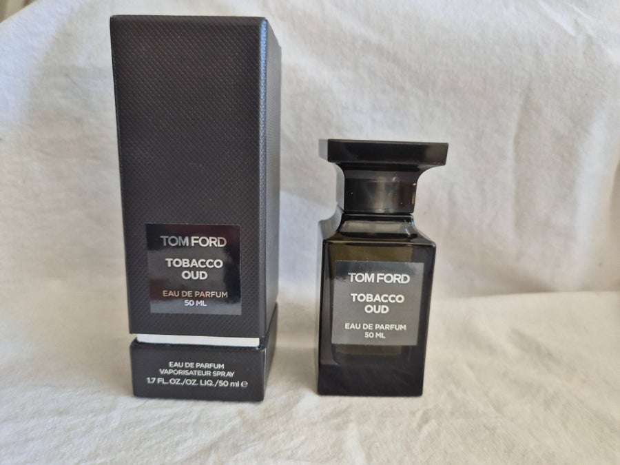 tom ford tobacco oud discontinued Eau de Parfum Spray 1.7 oz and cedar I bought a perfume that