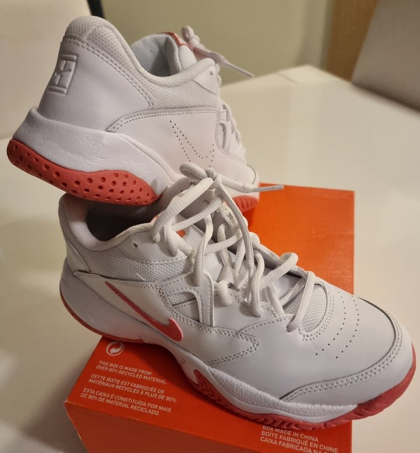 Nike Court Lite 2 padel Tennis Skordam Vit