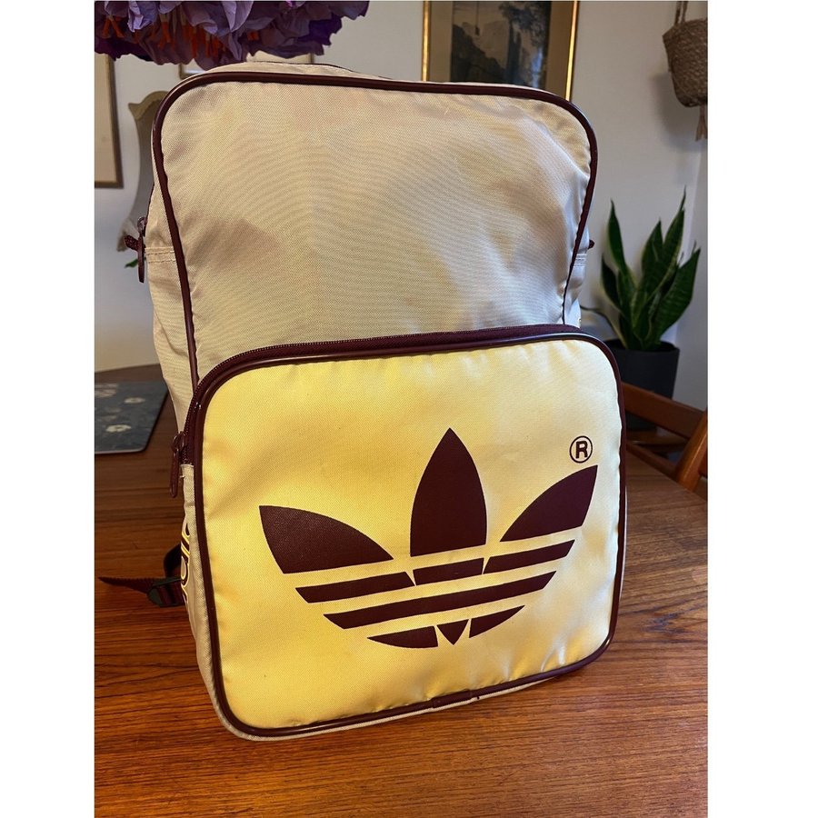 Adidas ryggsäck 99 kr 2025