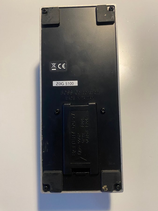 Se produkter som liknar BOSS PW-3 Wah Pedal på Tradera (728339054)