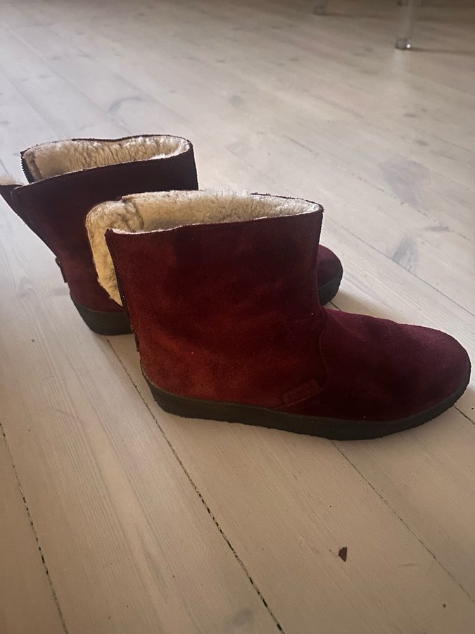 Clarks jez ice boots deals