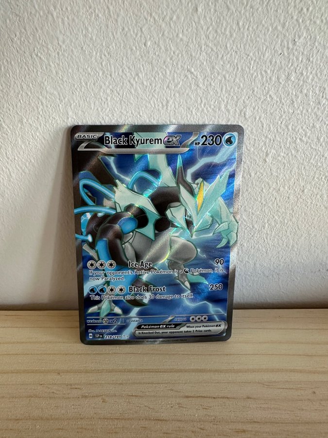 gigantamax toxtricity pokemon card 196/192 Toxtricity VMAX | Full Art Rainbow Rare Card | Sword & Shield main image 0