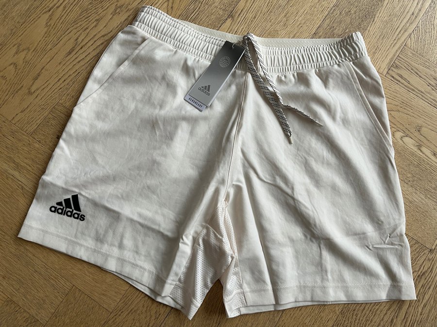 adidas size m