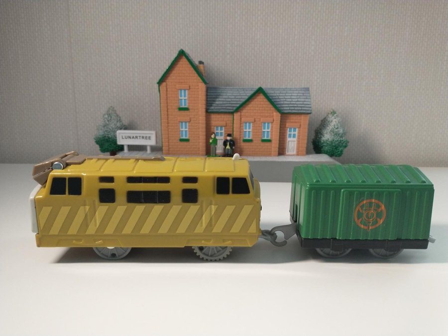 Thomas tåg Diesel 10 motori.. | Köp från LunarTreeStore på Tradera ...