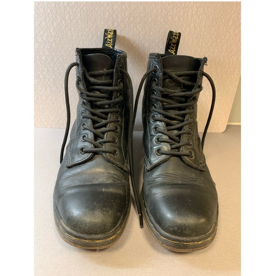 Dr martens newton 37 sale