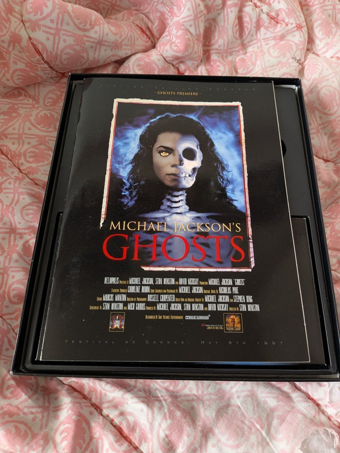 Michael Jackson – Ghosts Deluxe Collector Box S.. | Köp på Tradera