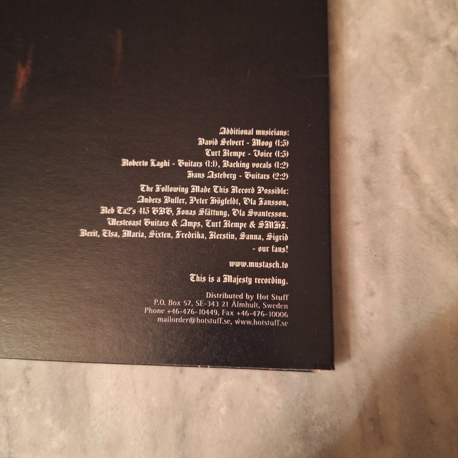 Se produkter som liknar Mustasch - Above All - Vinyl LP på Tradera