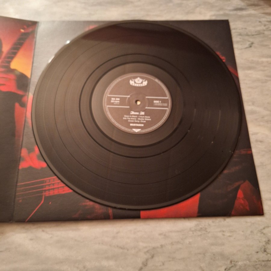 Se produkter som liknar Mustasch - Above All - Vinyl LP på Tradera