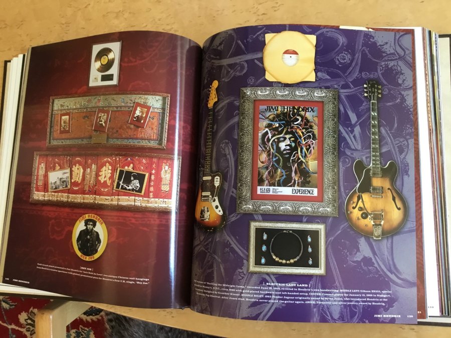 Treasures of the Hard Rock Cafe: Paul Grushkin,.. | Köp på Tradera