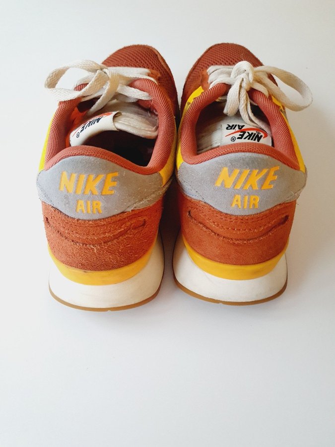 Nike air store vortex 42