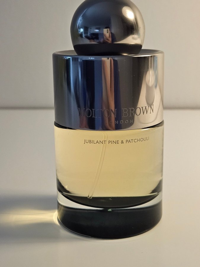 香水(男性用) MOLTON BROWN Jubilant Pine & Patchouli Jubilant Pine &amp; Patchouli Molton Brown perfume - a