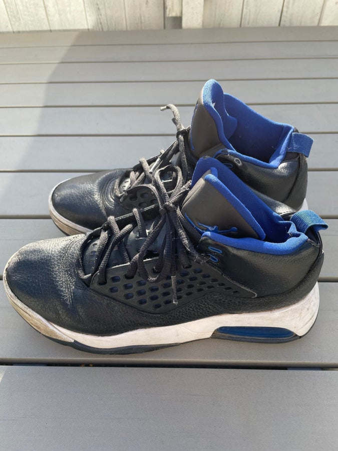 jordan maxin 200 black rush blue