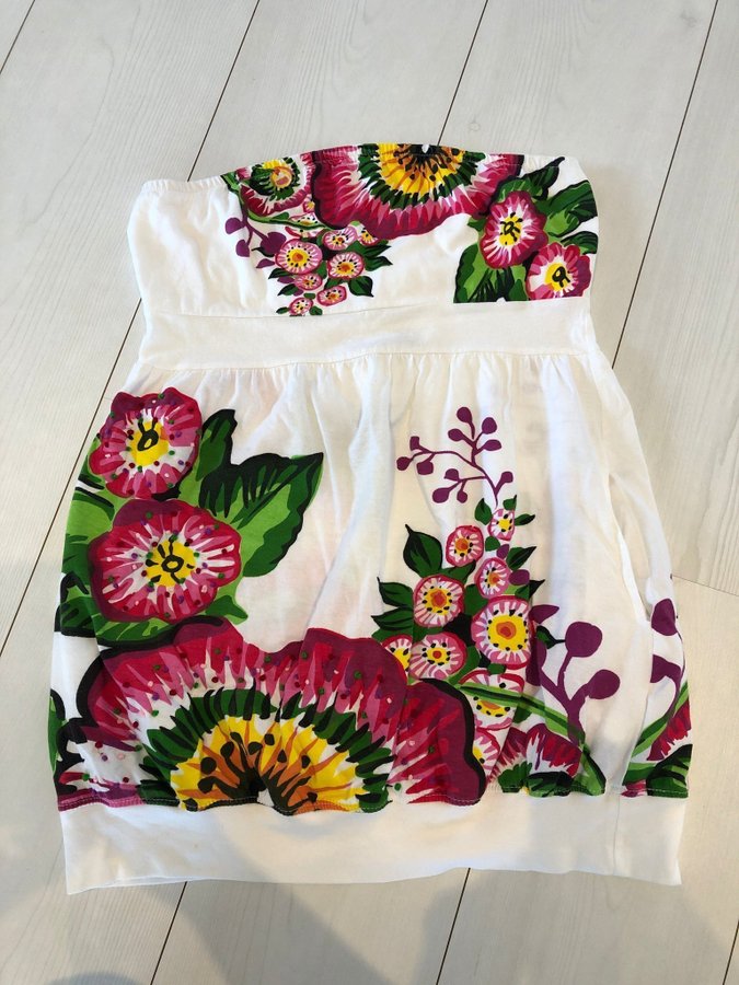 Supersöt tunika (eller kort klänning) från Desi.. (443694974 