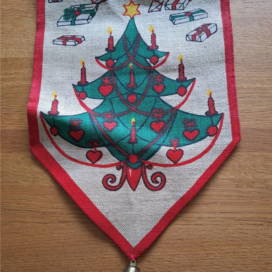 Julbonad med tomte, julgran, paket - Jul - Tryc.. | Köp på Tradera