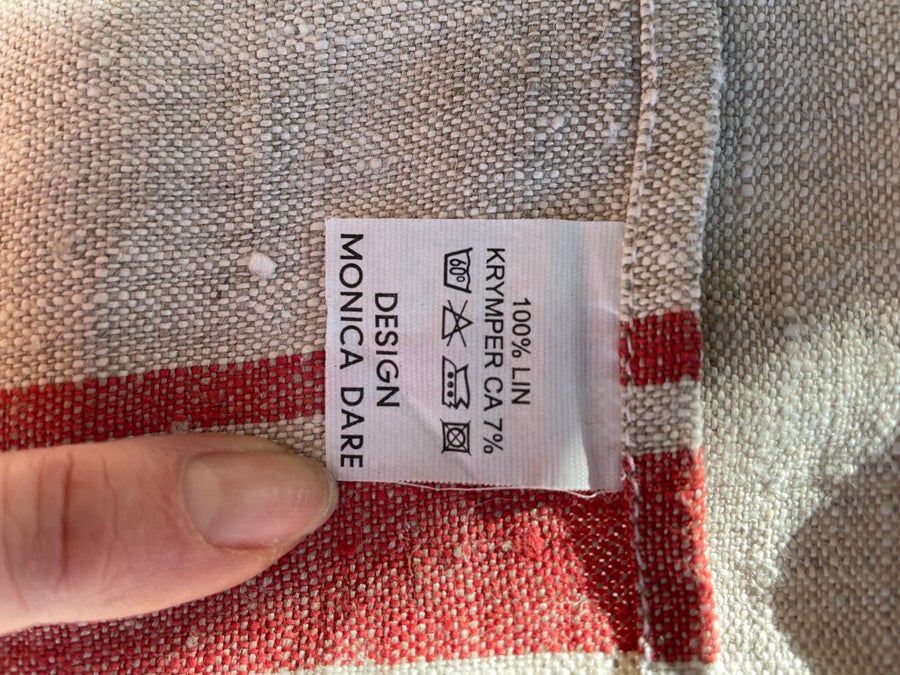Se produkter som liknar Linneduk med röda ränder - Mo.. på Tradera ...
