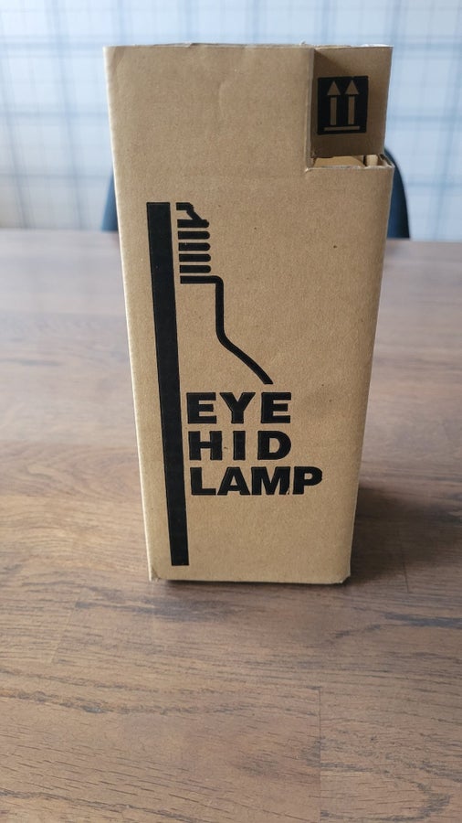 Iwasaki Ceramic metal halide lamp 115w | Köp på Tradera (735732073)