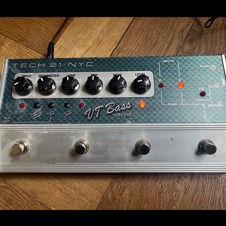 Tech 21 NYC VT Bass Deluxe | Köp på Tradera (732185774)
